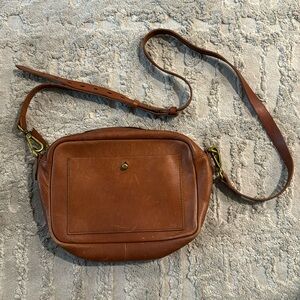Madewell The Transport Shoulder Crossbody Leather Bag